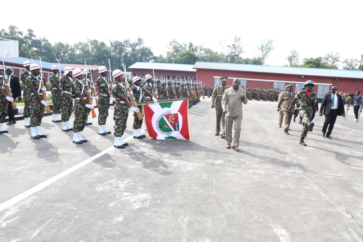 fdnbbi's tweet image. Sous le haut patronage de SEM le Président de la République du Burundi ,l&apos; #ISCAM a procédé,ce 15/5/024,à l&apos;ouverture solennelle de l&apos;année académique 23-24,l&apos;incorporation définitive de la 53ème promotion ainsi que la prestation de serment de la 48eme promotion et du 20ème #SRO.