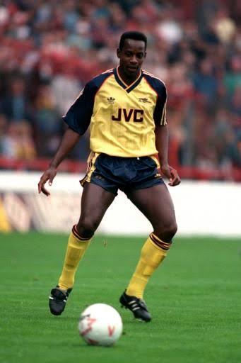'Thomas charging through the midfield, Thomas, it's up for grabs now, Thomas right at the end'. That's the best finishing in English football top division ever. Not even the Aguero moment come close except for kids who started watching football yesterday. #Anfield89 #COYG
