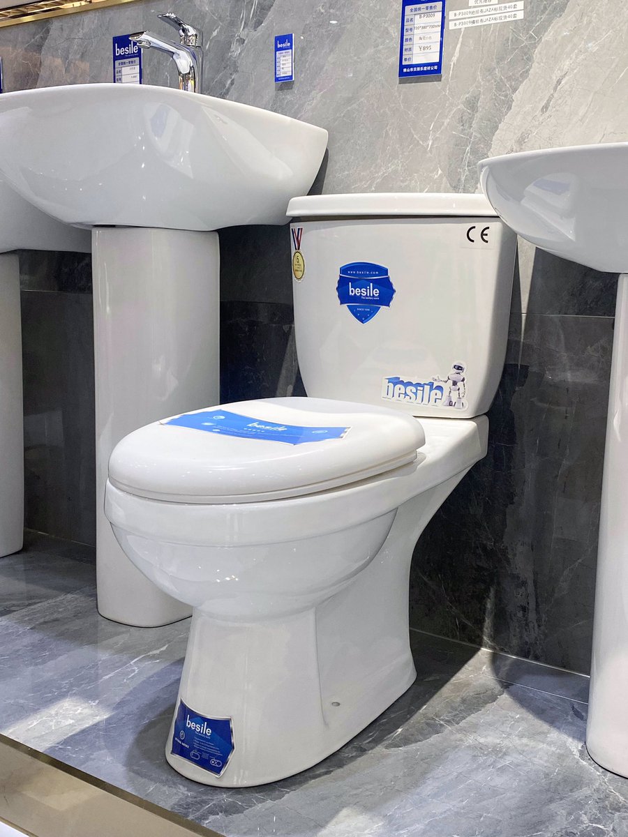 besile1981's tweet photo. construction hot sale toilet https://t.co/WfcFhipk8t