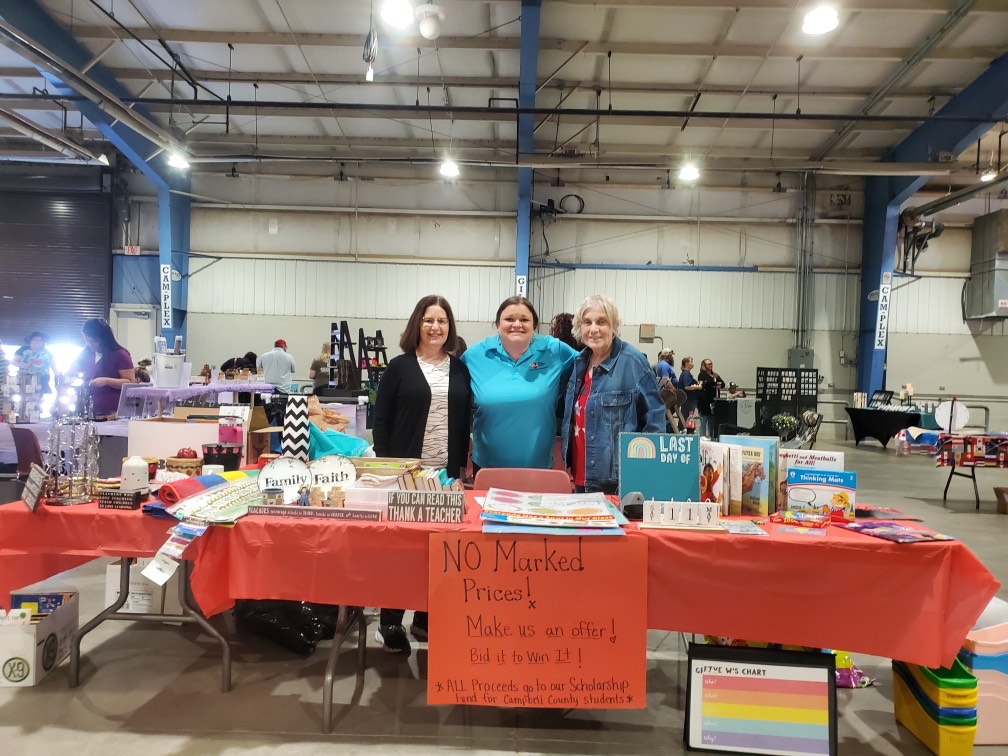 Campbell County EA has been busy! On May 11, they hosted a booth at a Mother’s Day Extravaganza to sell teaching supplies and home goods. The local had a great turnout and raised money that will directly fund their scholarship to benefit graduating seniors going into education.
