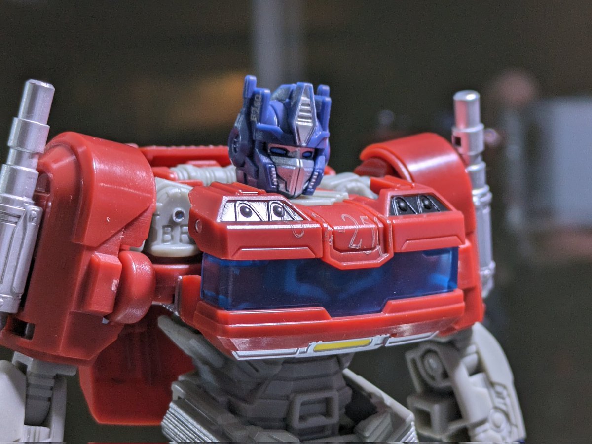 Studio Series Transformers One Orion Pax

(A few of us tried and couldn't work out how to transform it!)