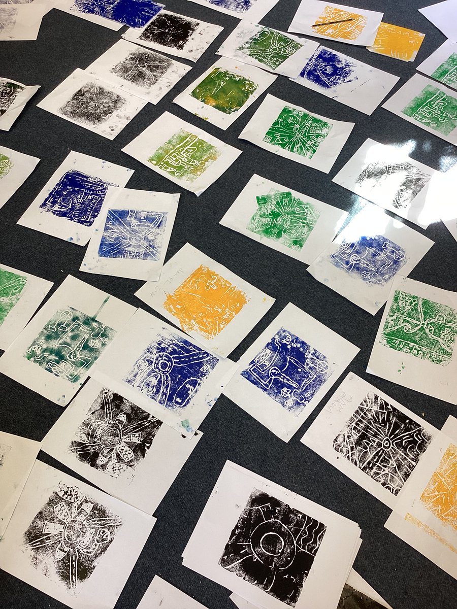 Year 1 &amp; 2 have been exploring maps and printing in art &amp; design. A very messy afternoon but soooooo much fun! 🎨 🗺️