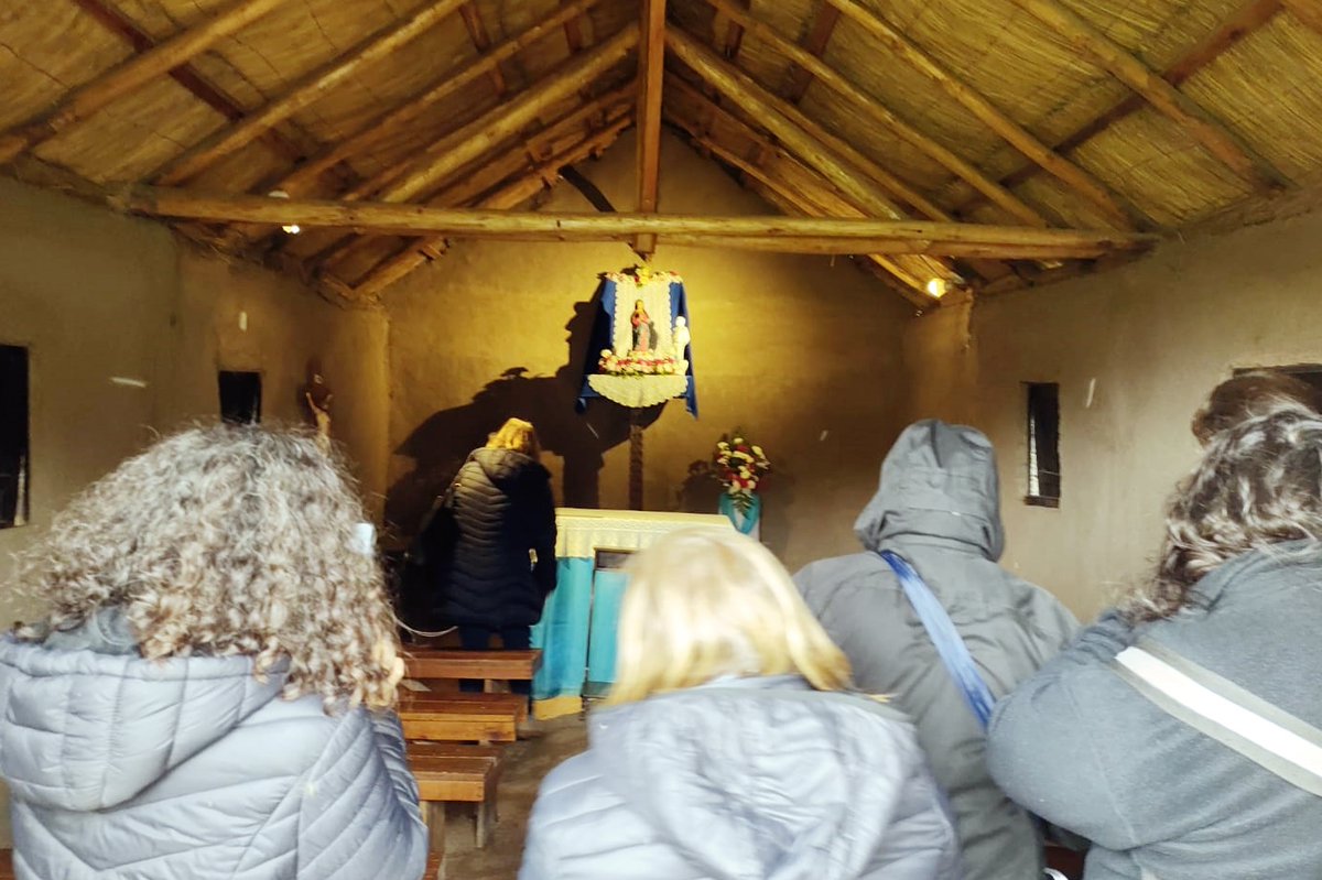 💒🚶Recibimos a un contingente de la ciudad de La Plata, que nos visitaron en una recorrida de turismo religioso.   

📍Luego de conocer el Casco Histórico de Pilar y sus principales monumentos, nos dirigimos hasta el Lugar del Milagro, en Zelaya.

#PilarTurismo