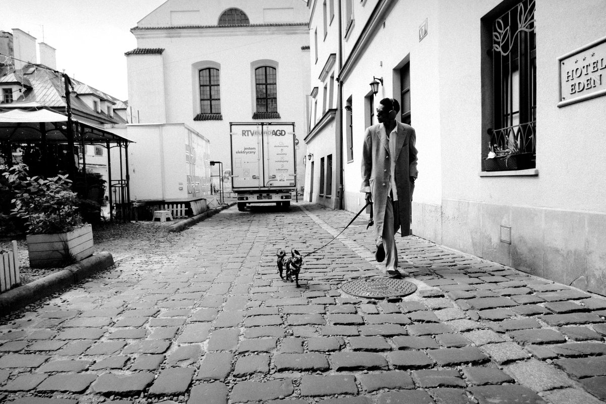 #krakow #blackandwhitephotography #photography #streetphotography #streetphoto ☮️🌿 youtube.com/watch?v=_b0CZq…