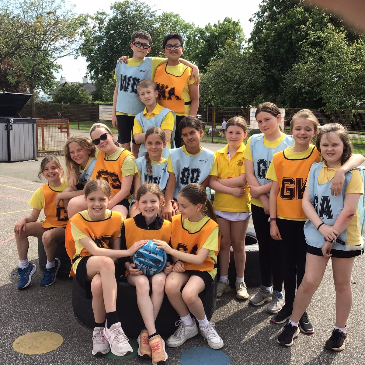 Great netball from all the Y5/6 teams. ☀️ Thank you to Willaston Primary for hosting this great event. Well done to all 
👏 <a href="/GaytonPrimary/">Gayton Primary</a> <a href="/WillastonCE/">Willaston CE Primary School</a>