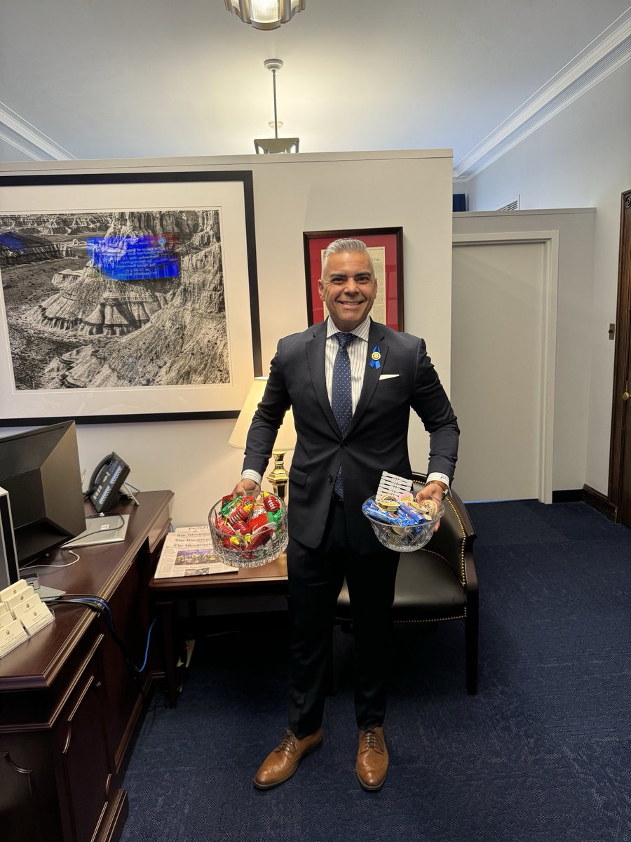 I don't always check luggage, but when I do it is for a good cause! Nothing says welcome to our #AZ06 office like piñata candy! 😀