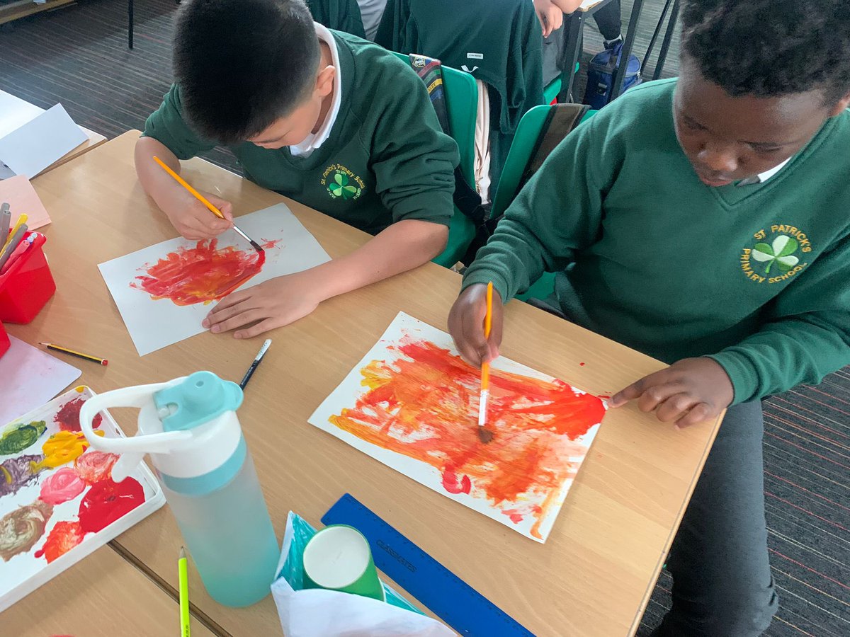 P5/6 have been loving their natural disasters topic and today further explored the science and history behind forest and bush fires. We then used paint, cardboard and different images for inspiration to create these wonderful works of art. What fabulous artists we have! 🌟 🎨