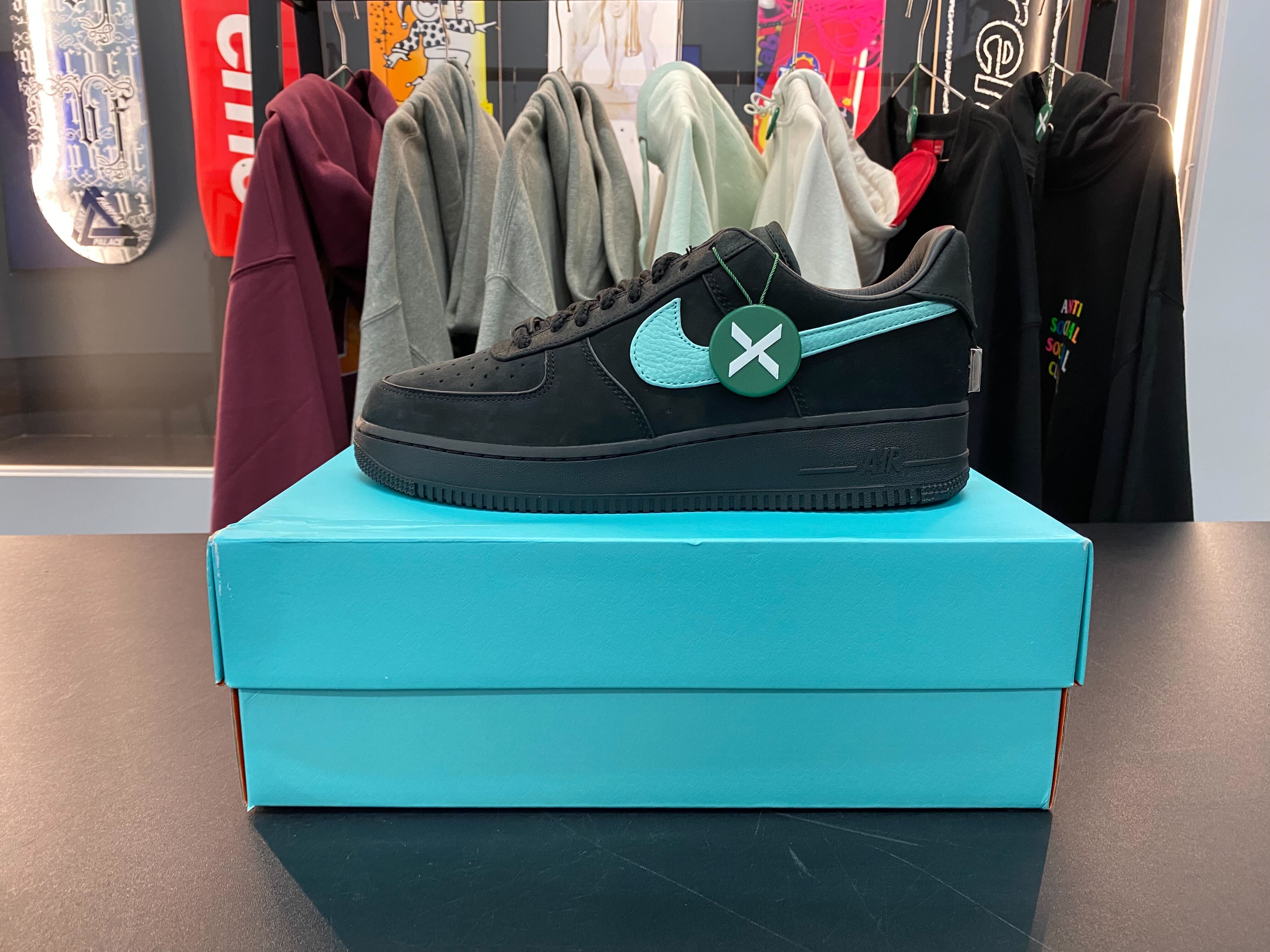 Nike sample sale 2019 new arrivals
