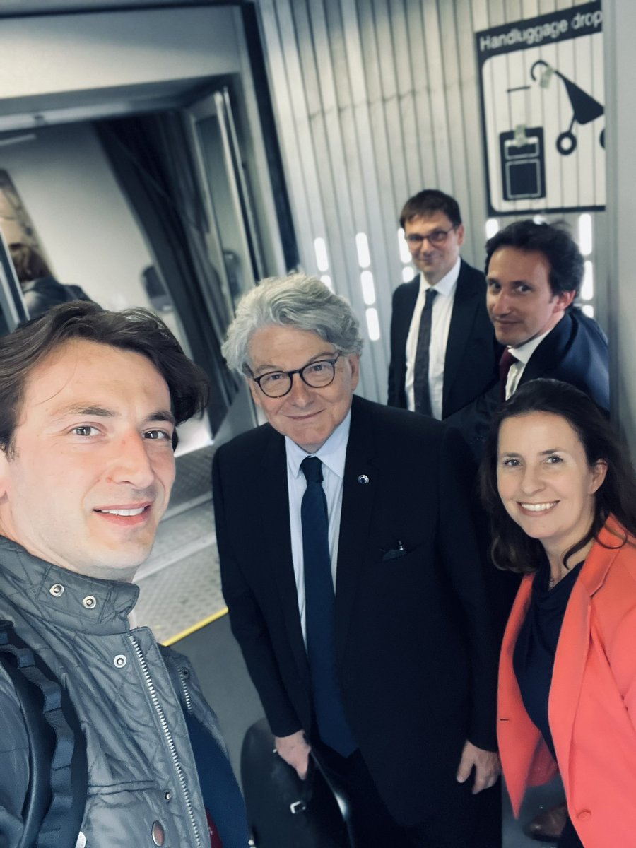 Wir sind Berliner! 🇩🇪🇪🇺 Commissioner @ThierryBreton traveling to Germany to discuss EU competitiveness & economic security. On the menu: meetings with government, exchange at the Bundestag, visit of Siemens + Clean Tech Valley in Lusatia... Und viel mehr! #StayTuned