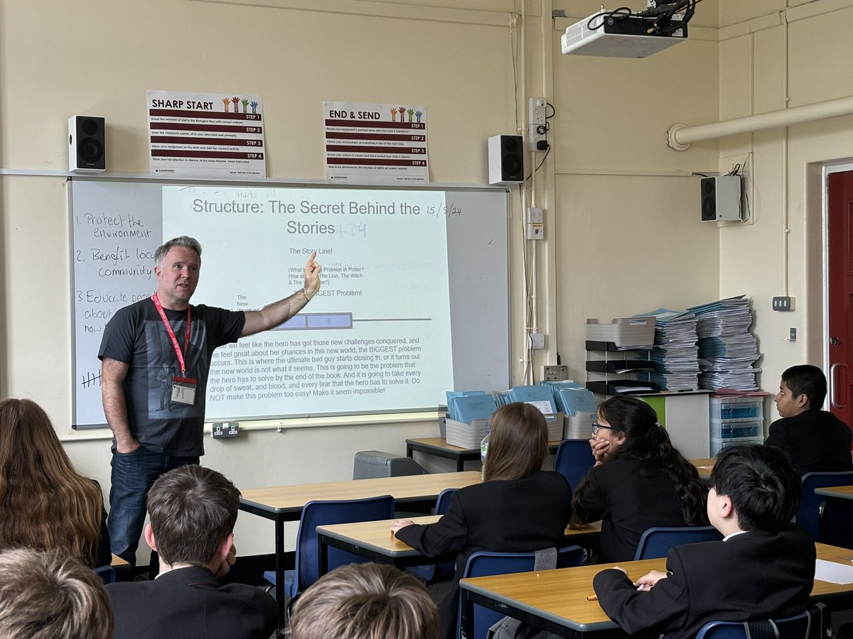 Library_RBHS's tweet photo. Today, Y7 were thrilled to be visited by author &amp; illustrator, Curtis Jobling!Curtis spoke to students about his work &amp; brilliant books, thrilling them with hair-raising readings.Later, 20 students took part in a creative writing workshop, where they wrote their own creepy tales. https://t.co/pSlxHY89DX