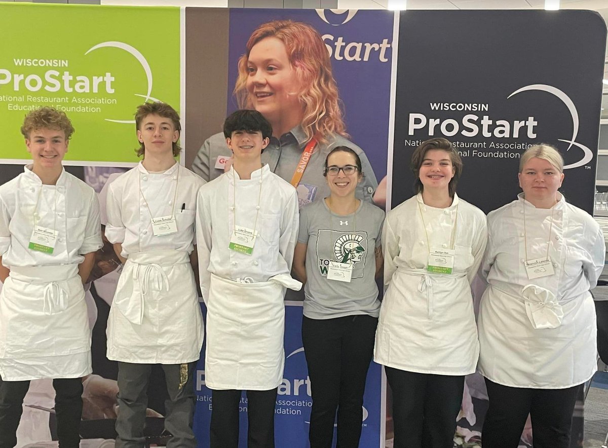 Congrats to the #TosaEast & @TWTrojans Prostart Culinary teams for their recent competition successes! 🏆 

East took home first place with an outstanding dish, while West placed sixth in their inaugural year of competition. We're incredibly proud of both teams! #TosaProud