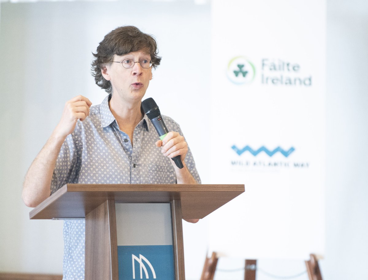 Fáilte Ireland tweet media