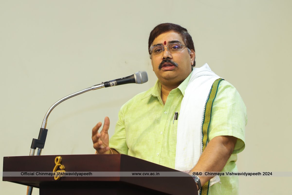 Chinmaya_VV's tweet image. The National Youth Conference on Indian Knowledge Systems began with a successful first day at Adi Sankara Nilayam, Veliyanad. Prof. Ganti S. Murthy delivered a thought-provoking keynote address, emphasizing the influence of Indian Knowledge Systems and Dharma on our lives.