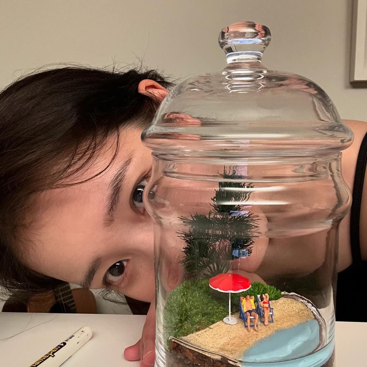 purple_gamsung's tweet photo. 내일인생네컷찍으러당장가
#대장홀씨_아이유의_생일이_됐다구
#Dearest_IU_day
날짜맞춰생일찍히게내일바로가 https://t.co/YcYCQsfRST
