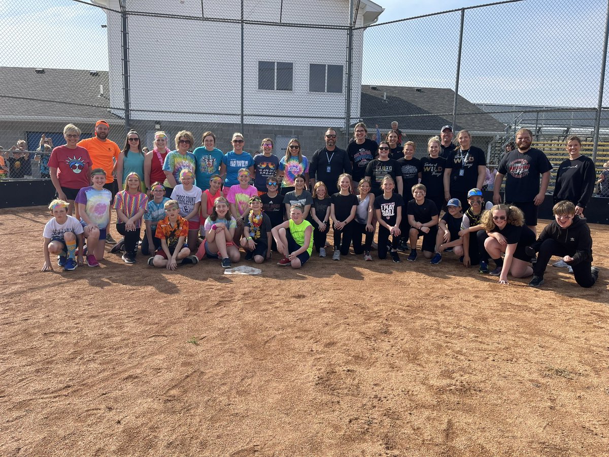 CCCLoudandProud's tweet image. Annual Kickball Game!  @CrossCounty1 #cccougars