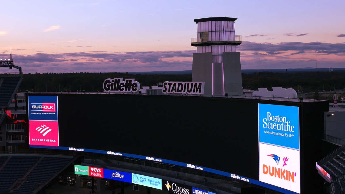 Patriots's tweet photo. 🚨BREAKING🚨
.
.
.
.
.
.
.
.
.
.
.
.
.
.
.
.
.
Our home opener will be at @GilletteStadium!! https://t.co/JKHW8N7WHP