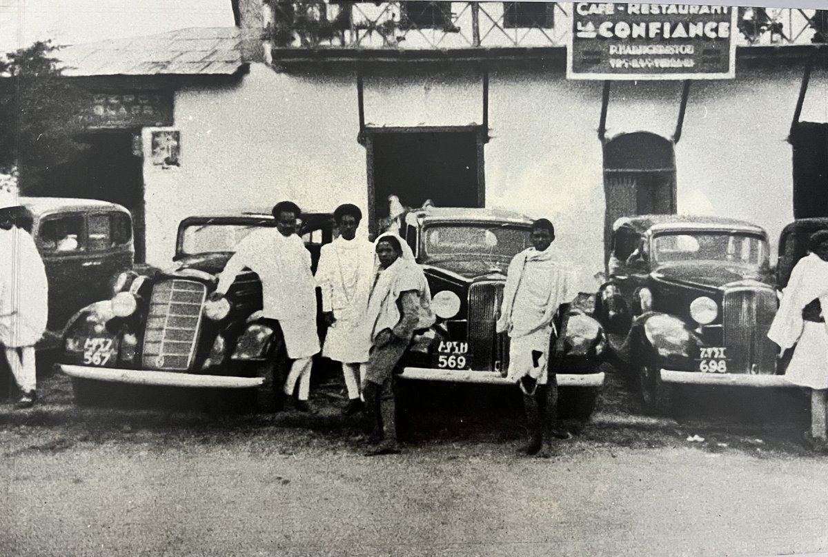 #ThrowbackThursday: Explore the long-standing relations between 🇪🇹 🇫🇷 with the #EmbassyArchives. This week, discover the café-restaurant “La Confiance ”.