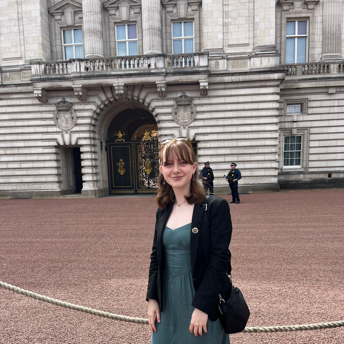 Congratulations to Abbie in Year 13 who received a prestigious Gold @DofE Award at Buckingham Palace on Monday! 👏🙌 The award is a brilliant testament to what hard work and commitment can achieve 🌟🌟. 

#together #aware #empowered