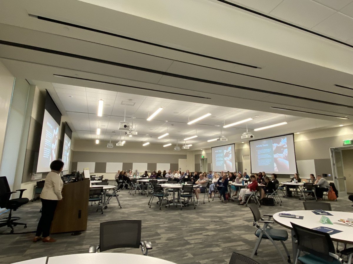 knitwitphd's tweet photo. Today the faculty of the #JohnSealySchoolofMedicine @UTMB are gathering for our annual #EducationConference led by Dr. Sara Tariq as our plenary focused on #LearningCommunities design and growth! https://t.co/uwTLfaIzqd