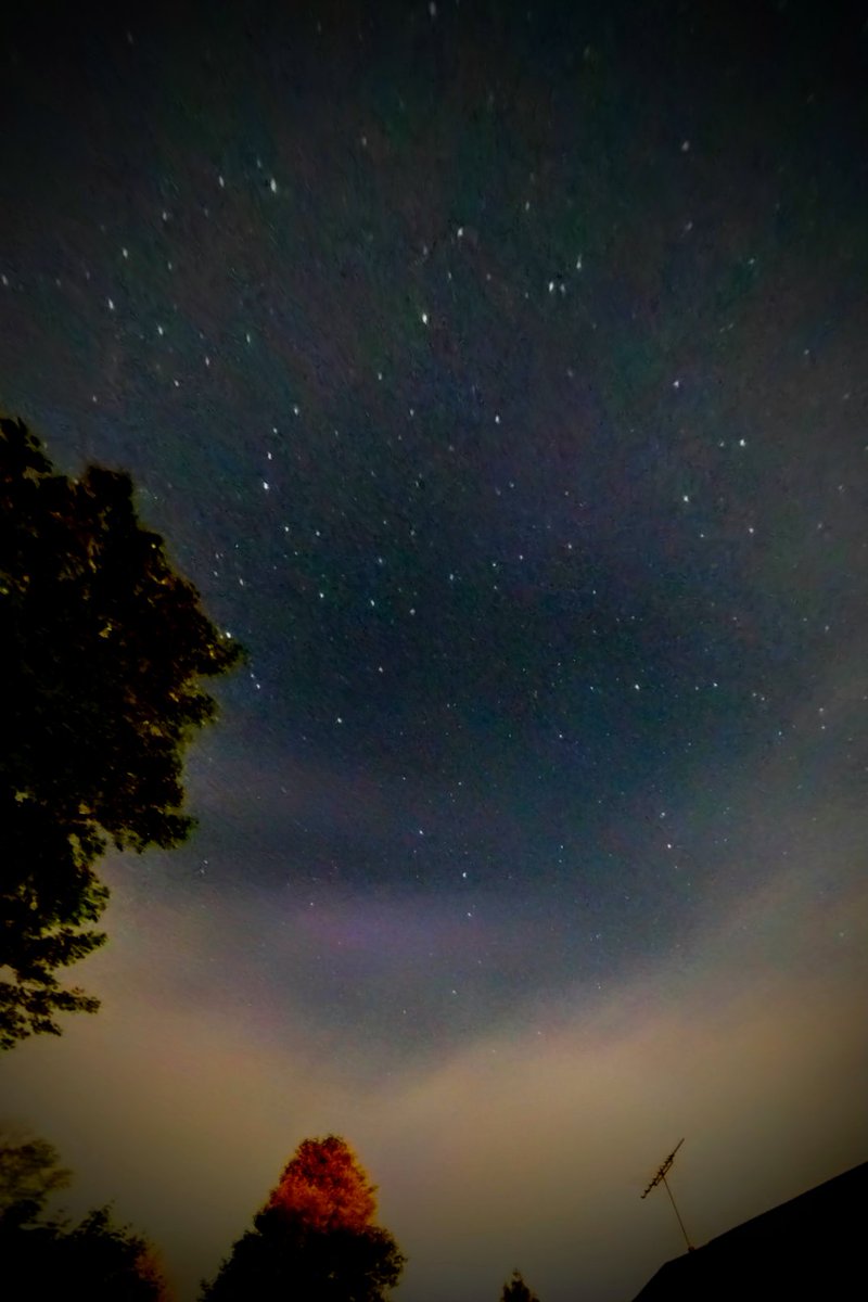 Saturday night in eastern PA. #AURORA #AuroraBorealis