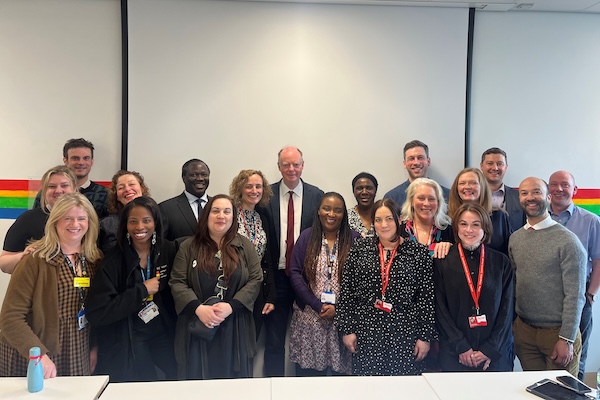 Professor Chris Whitty visited Haringey to see how the local authority and ICS partners are tackling health inequalities. England’s Chief Medical Officer visited the east of the borough on a fact-finding mission for his upcoming Health and Cities report.