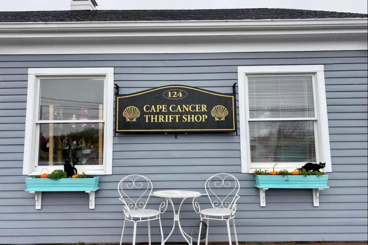 Cape Cancer Thrift Shop, Cape Cod's oldest thrift store, continues to welcome guests and support cancer patients at its new Sandwich location. Read More: New Location, Same Mission for Cape Cod's Cancer Thrift Shop | buff.ly/4bF5CrS