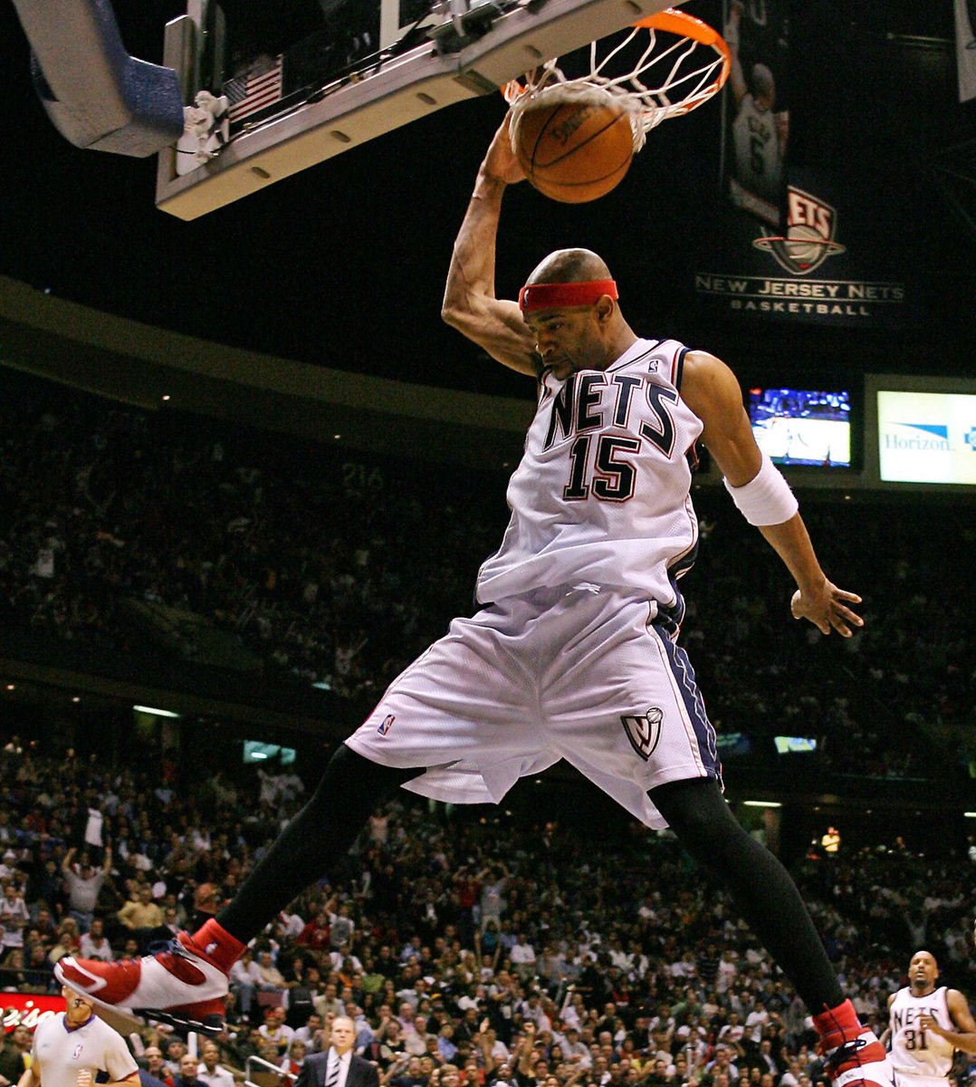BrooklynNetsNBA's tweet photo. Next season, #15 will be up in the rafters. Congrats to Vince Carter on a high-flying career with the Nets! https://t.co/Kg0WlsZKu4