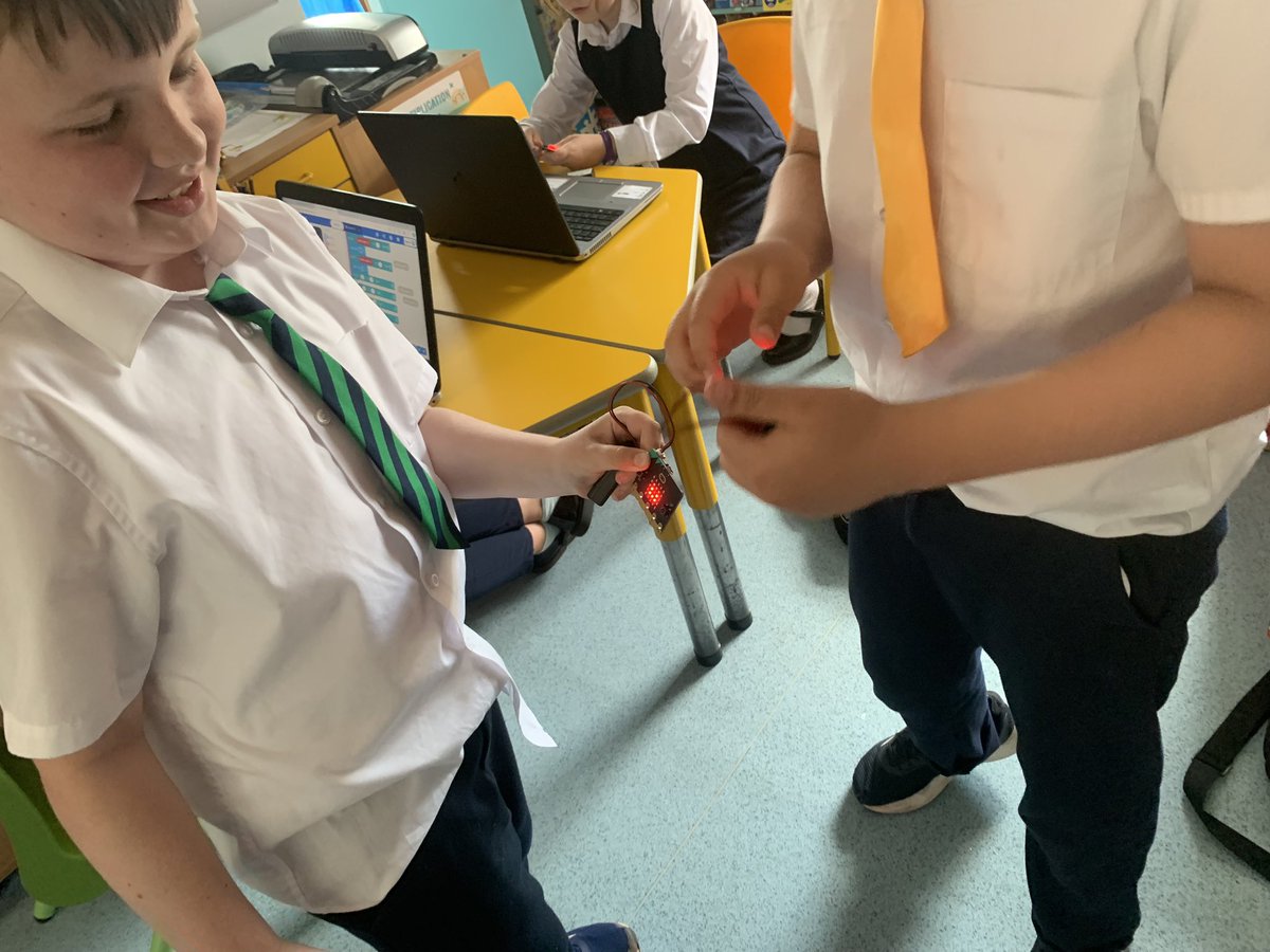 Using our @microbit_edu to code the game: rock, paper scissors. #coding