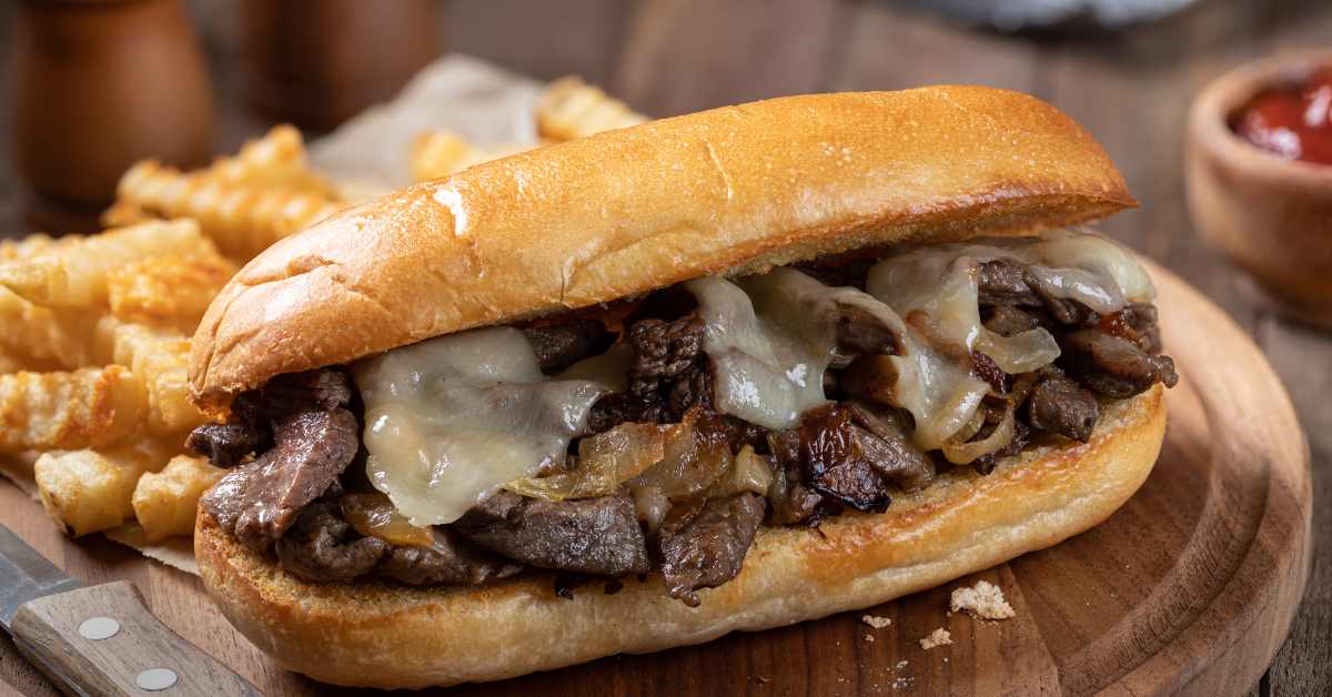 #PattiLaBelle’s Secrets for Making the Best-Ever Philly Cheesesteak #Sandwich parade.com/food/patti-lab…