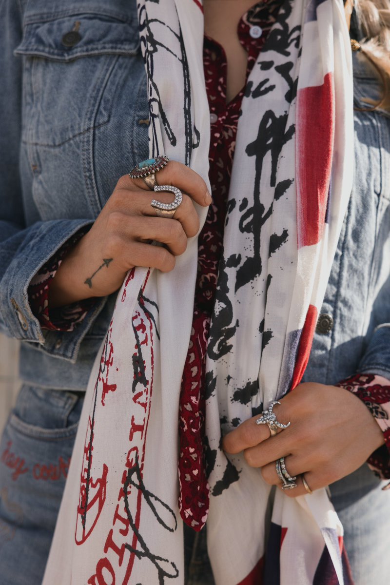 Idyllwind's tweet photo. Blue Jean Dreams 💙 #RedCollection ❤️ @mirandalambert 

Check out our Summer lookbook @
https://t.co/CiQ0IaYJCZ

#Idyllwind #MirandaLambert #BootBarn https://t.co/AgF3sZZxJg