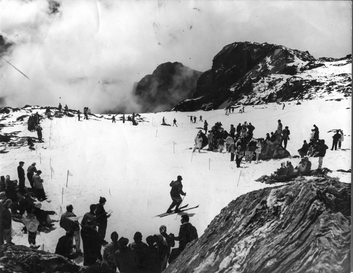 🏔️Durante los años cincuenta y sesenta, una de las cinco pistas de esquí más altas del mundo estaba en Pico Espejo, en la Sierra Nevada de Mérida.