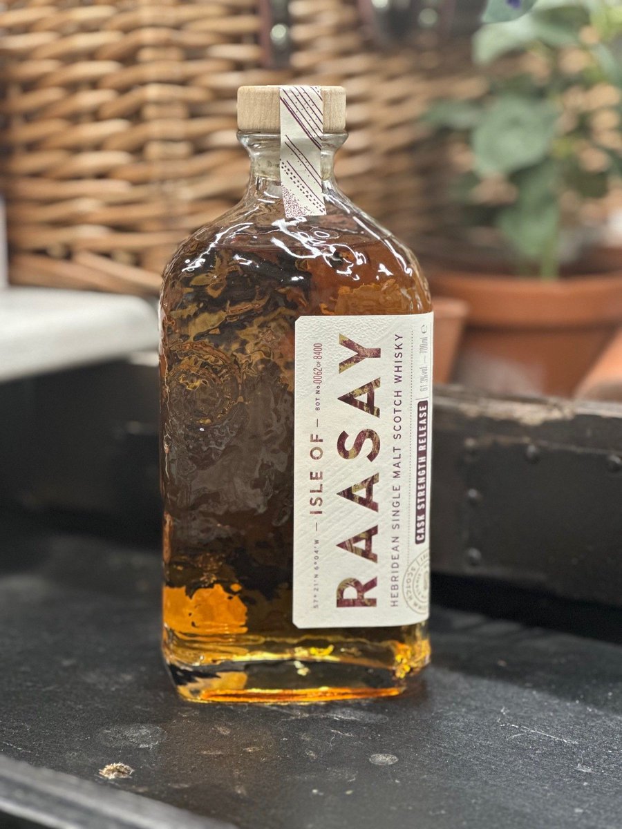 TheWhiskyCellar's tweet photo. Raasay Cask Strength 2024 release. Honey gold in colour, softly smoky, balanced with rich dark fruit flavours. 
#VentureNorth #visitscotland #visitinverness #invernessairport #scottishfoodanddrink l #scottishdrink d #tastethehighlands #explorescotland #highlandsandislands https://t.co/Byp1v2fEgl