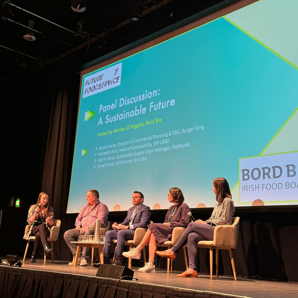 It's a great afternoon at the Foodservice Forum hosted by @Bordbia in London! 

This has been a fantastic and insightful event, featuring engaging panels with industry leaders.

#irishfoodproducers #irishfood #sustainablefood #foodservice #bordbia