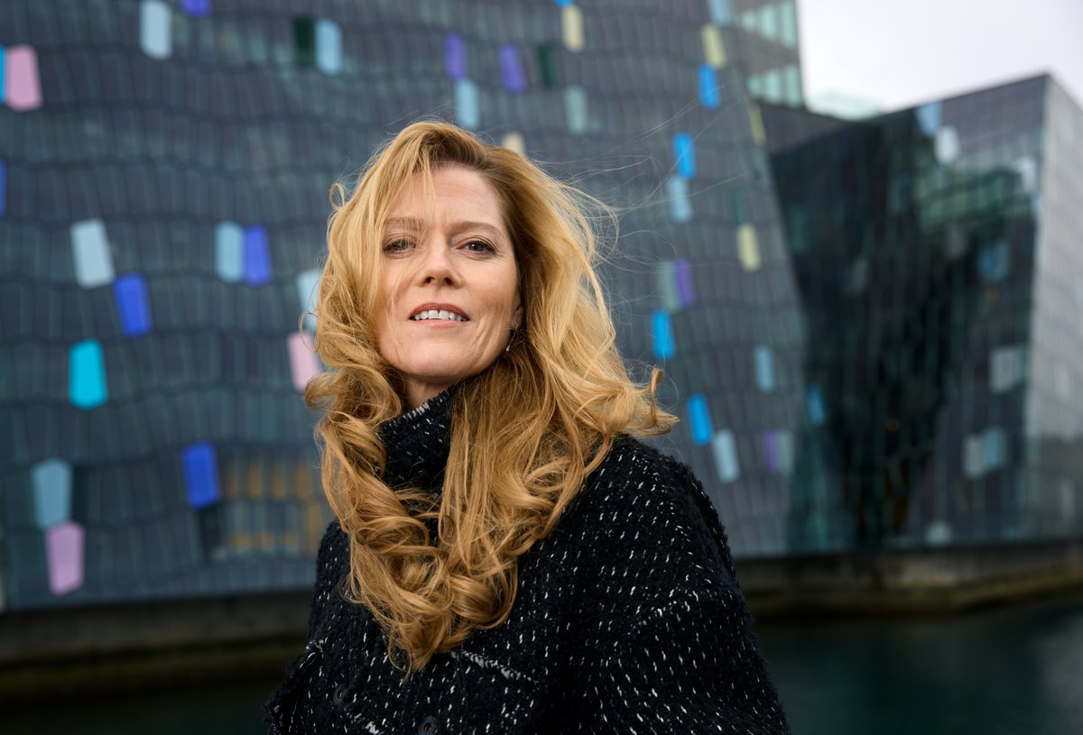 #ClassicalMusic news: Iceland Symphony Orchestra Appoints Barbara Hannigan as Chief Conductor.
Read: clssr.co/HanniganISO

(Image: Ari Magg)