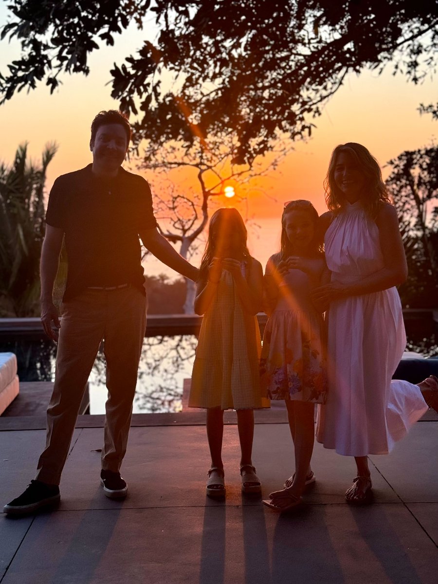 Jimmy Fallon tweet media