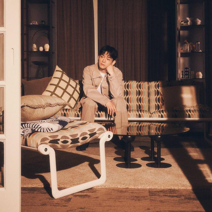 EXO's Chen unveils new teaser photos to his upcoming album ‘Door.’ Out May 28th.