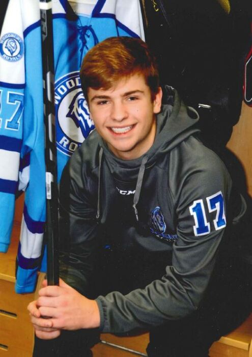 WDBYHockey's tweet photo. Congratulations to Joey Lucius for being honored as the 2024 recipient of the Brad Mauder Memorial Scholarship. Brad's memory lives on in many of our lives; proud to see Joey bring the same kindness to others that Brad was so well known for. 👏👏 https://t.co/cZSSDtkQNQ