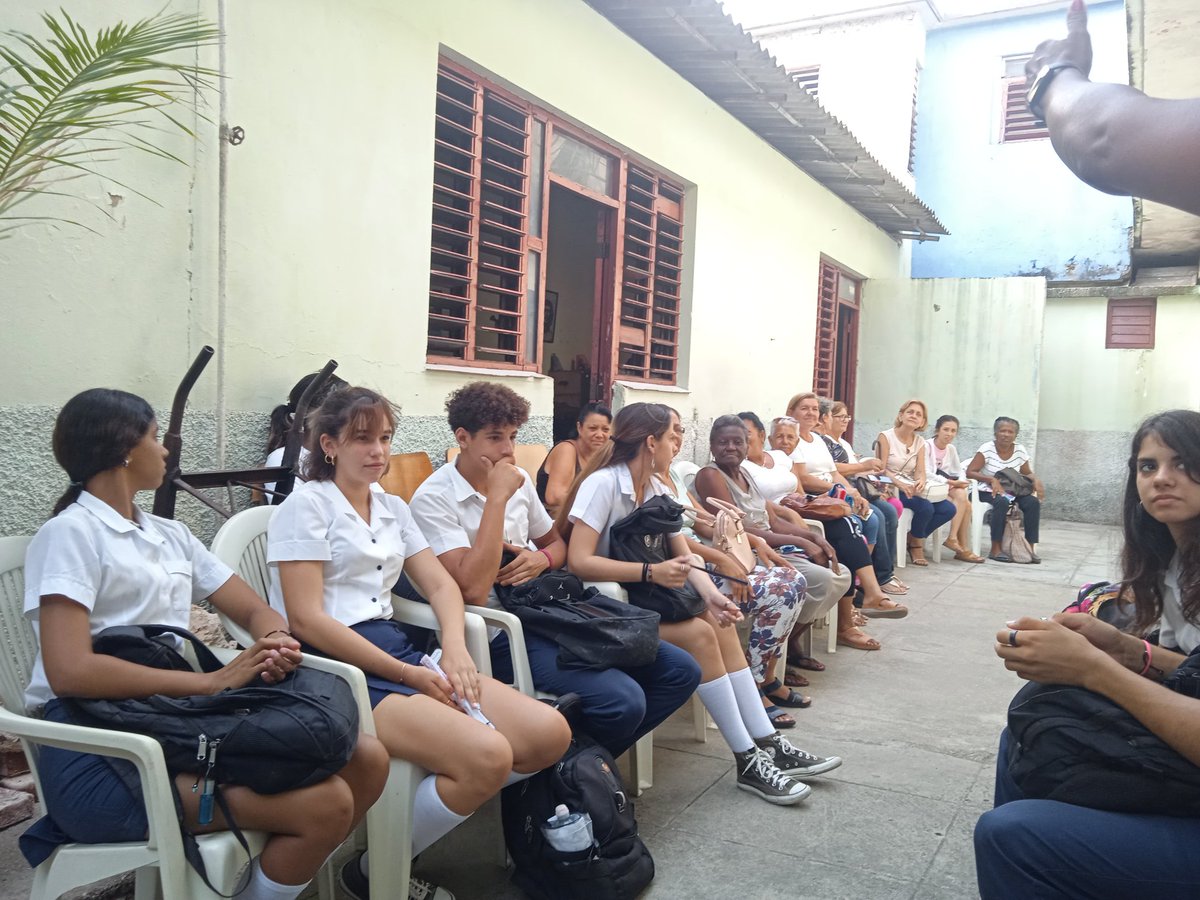 Encuentro por el día internacional de las familias#matanzas de Girón al 26 #MujeresEn Revolución .