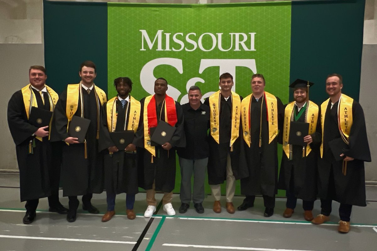 One last thank you to our class of ‘24 graduates ⛏️

#PickAxeTakeNames | #MinerPride