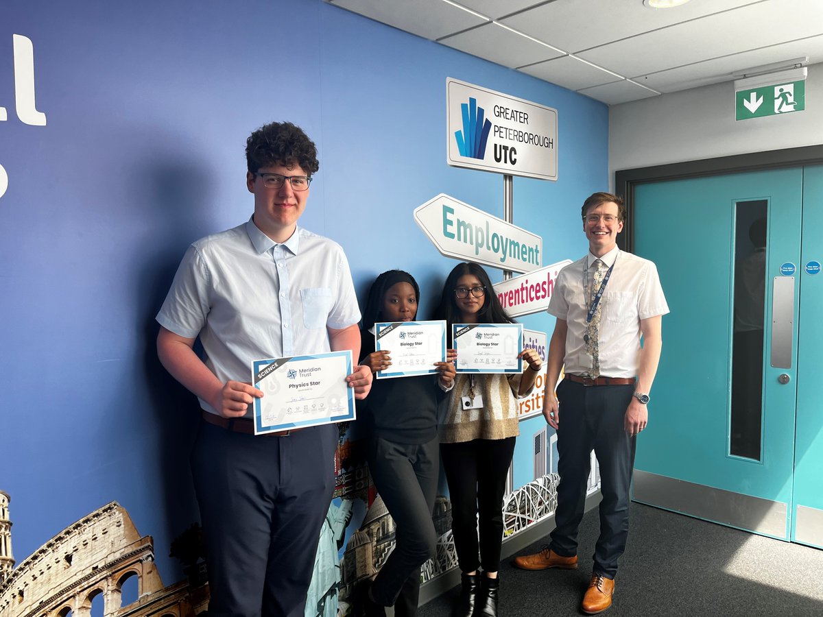 Mr Brown, Curriculum Director of Science for Meridian Trust was delighted to present some of our GPUTC students (GCSE and A Level) with limited edition star pins celebrating their brilliant work over the past year!
