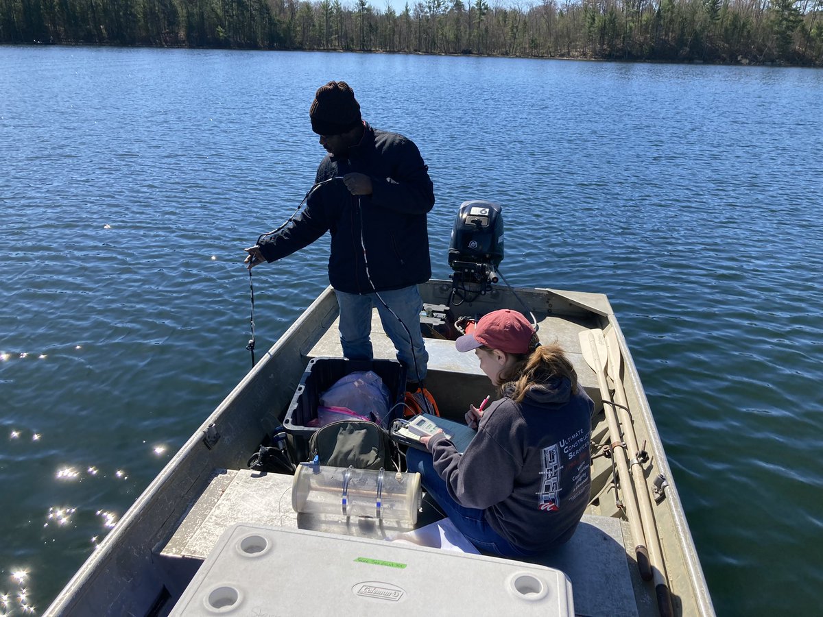 BioLimLab's tweet image. Our first sampling trip for WLN was a success! Three lakes down, many more to go ☀️