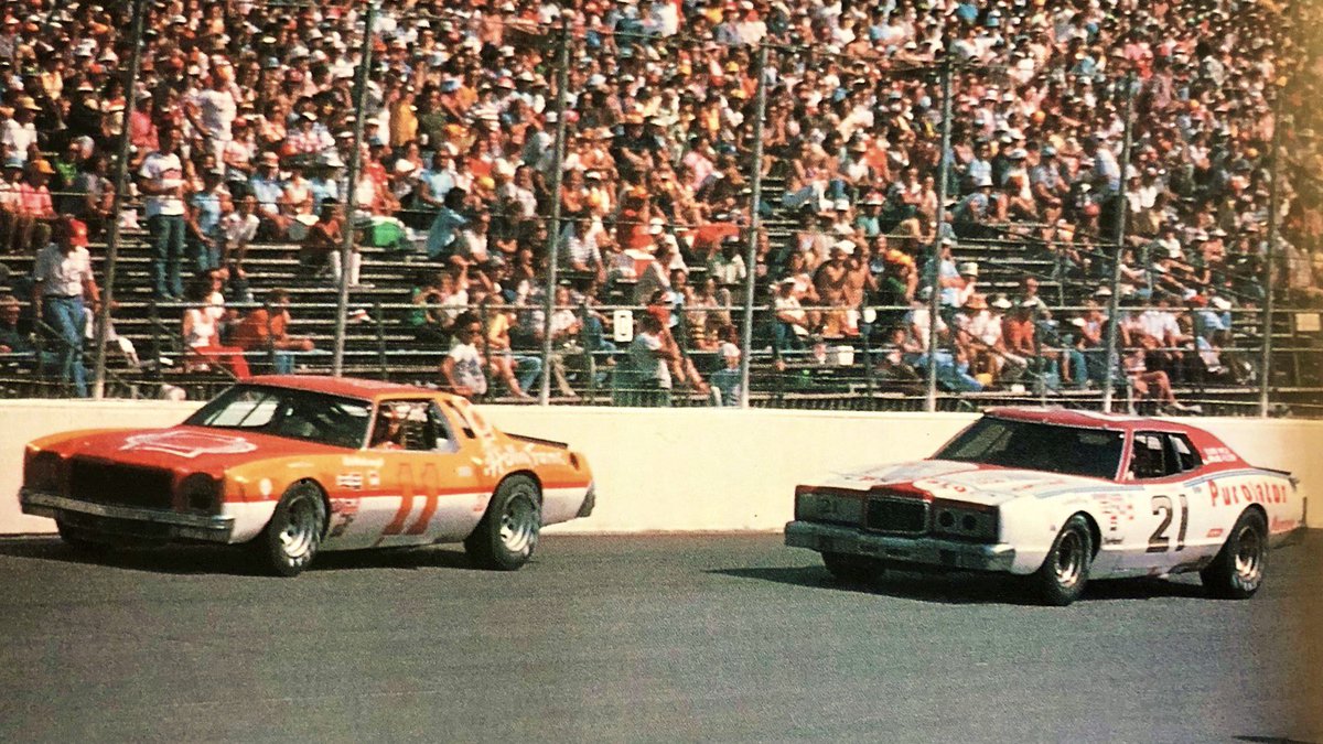 Cale Yarborough won the 1977 Mason-Dixon 500 at Dover 47 years ago today. 🏁 

He lapped everyone but David Pearson.  

#NASCARLegends 🏁 @MonsterMile