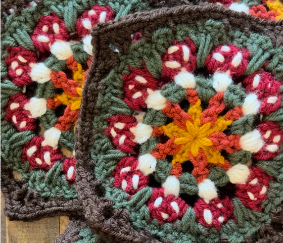 Calling all the Mushroom peeps! 🍄
Mushroom Fairy Ring Granny Square Crochet Pattern by whimsyandwooll! (afflink)
👉 shrsl.com/4j7zh
#mushrooms #crochet #crochetsquares #mushroomcrochet #crochetmushrooms