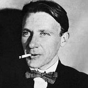 nicolettamart14's tweet photo. L'ho affermato, lo affermo e lo affermerò sempre. Si
sbagliano se pensano che il terrore serva a qualcosa.

Oggi nel 1891 nasceva #MichailBulgakov scrittore,
drammaturgo

#15maggio https://t.co/pULlh9varu