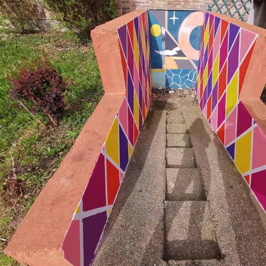 #1001Bravos | Un atelier peinture pour les jeunes avec la ville de Chennevières-sur-Marne et l’association Ressourc’ & Co à la résidence La Fontaine. L’objectif ? remplacer les tags sauvages par une fresque pour créer du lien social et limiter les dégradations. #initiative