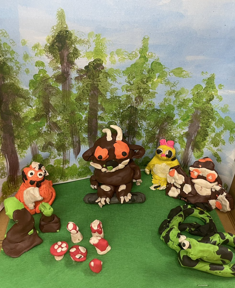 northfieldinf's tweet photo. Wow! Look at Year 1’s Gruffalo sculptures! They really are following in the footsteps of ‘Arlie the Artist’! 🐧 https://t.co/fUzInu9uNy