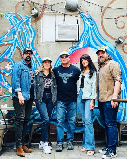 Stephen Metelsky (@stephenmetelsky) on Twitter photo My interview with The <a href="/RedhillValleys/">The Redhill Valleys</a> - an awesome alt-country roots rock band from #HamOnt who put out their 1st album in 2016 & haven't taken their foot off the gas pedal since! My story in the Jul/Aug issue of <a href="/HamCityMagazine/">HAMILTON CITY Magazine</a> <a href="/CanadianBeats1/">Canadian Beats</a> Website: theredhillvalleys.com My interview with The <a href="/RedhillValleys/">The Redhill Valleys</a> - an awesome alt-country roots rock band from #HamOnt who put out their 1st album in 2016 & haven't taken their foot off the gas pedal since! My story in the Jul/Aug issue of <a href="/HamCityMagazine/">HAMILTON CITY Magazine</a> <a href="/CanadianBeats1/">Canadian Beats</a> Website: theredhillvalleys.com