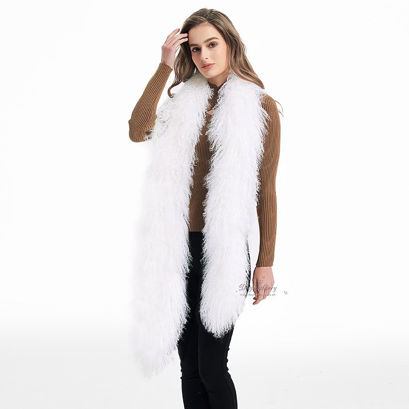 One of best selling scarves💙 #ootd #furscarf #accessories #fashionaccessories #accessory #fashionscarf #lambfur #lambfurscarf #realfur #realfurscarf #new #furry #womenswear #womenfashion #womenstyle #ladyfashion #ladystyle #girlsfashion #girlstyle #giftforher #bestselling #love