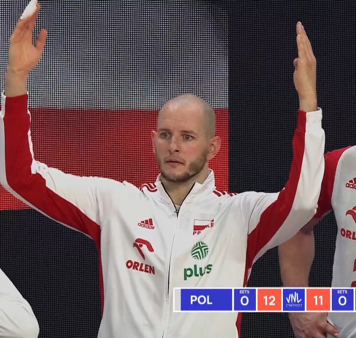 fevtyy's tweet photo. ale jak to 1 set dla niemcow????? #gangłysego https://t.co/iQHksC5Rh0