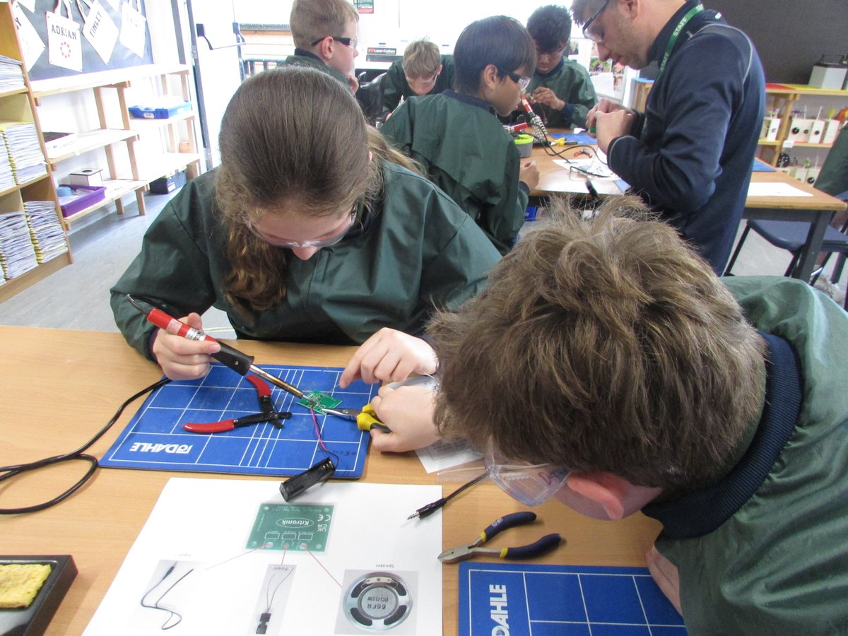 A super afternoon in DT today! Year 6 students have been learning how to solder their components onto a PCB for their speaker circuit. #GoFurther #Memphis #Boomboxes